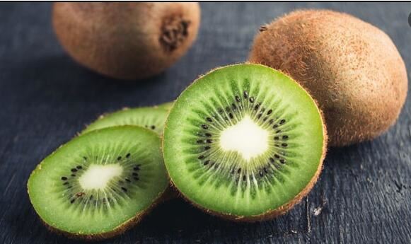 Cov txiaj ntsig kev noj qab haus huv Kiwi Txiv Hmab Txiv Ntoo